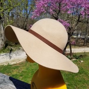 Floppy Tan Hat